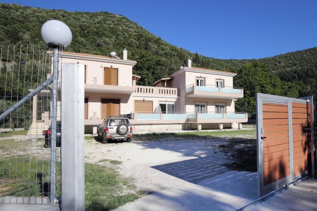 Villa Ligero Agios Christoforos  Екстериор снимка