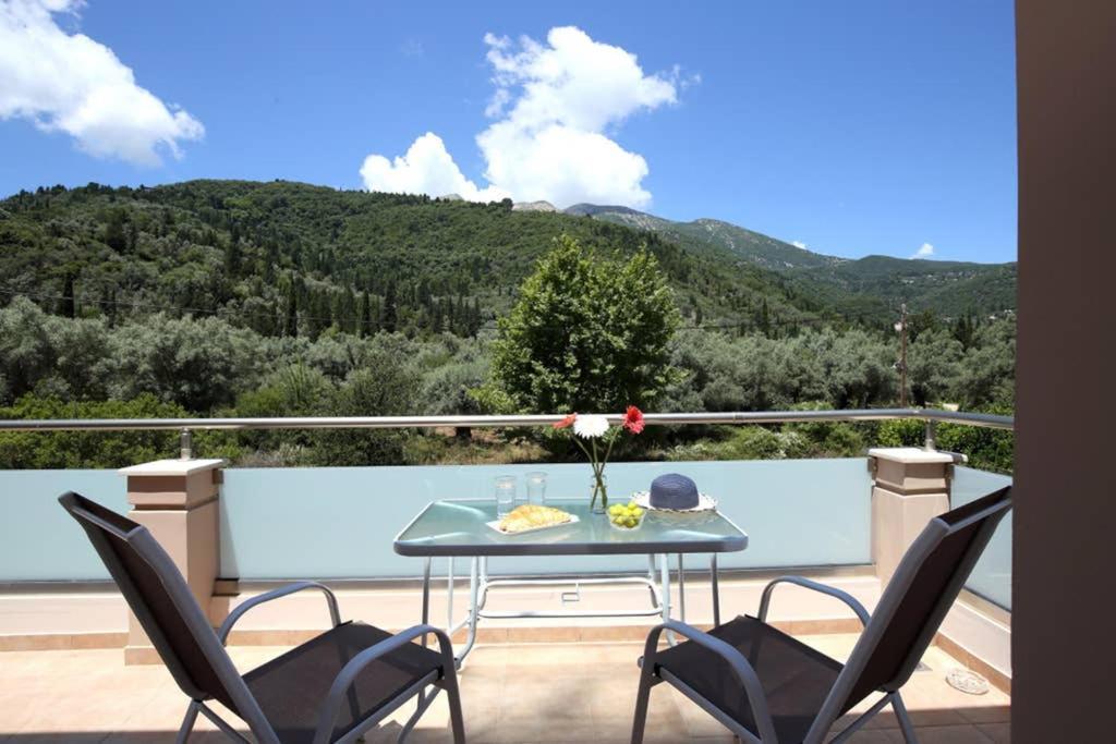 Villa Ligero Agios Christoforos  Екстериор снимка